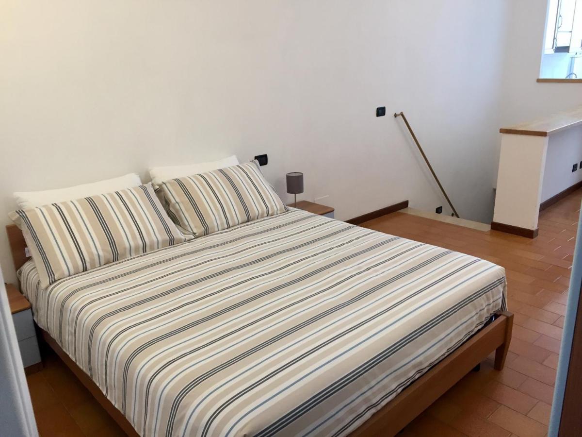 Sara Apartment, Comfort And Lateral Sea View Riomaggiore Buitenkant foto